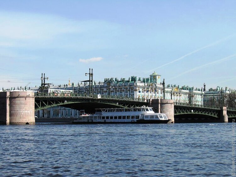 Фото Дворцового моста, достопримечательности Санкт-Петербурга